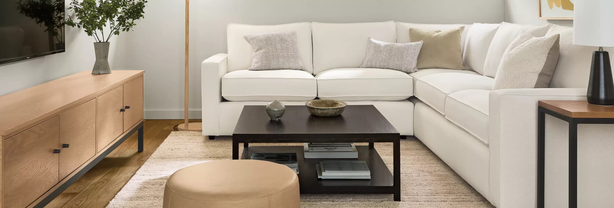 Top Tips for Finding Modern Furniture Near Me: Style, Comfort, and Value